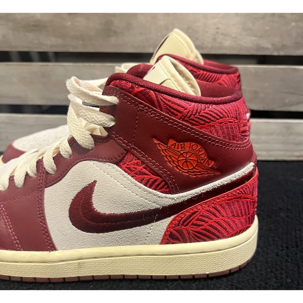 Nike Air Jordan 1 Mid Shoes Youth Size 6.5Y Red Sail Basketball DZ2820-601 - Picture 3 of 11